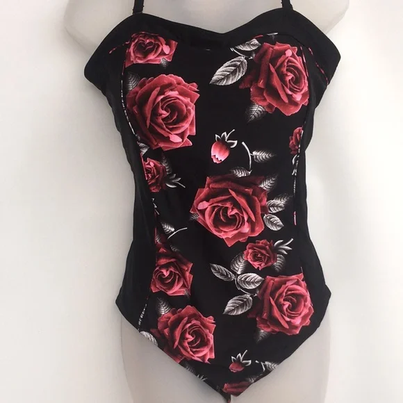 Pink Roses🌷🌷🌷🌷🌷 Swimsuit - Picture 2 of 9